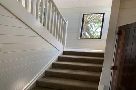 Photo of property in 34 Harbour View Road, Leigh, 0985