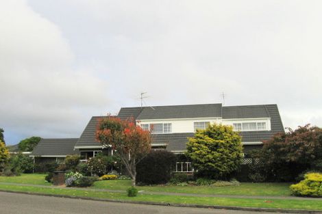 Photo of property in 2 Awanui Drive, Waikanae, 5036