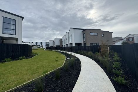 Photo of property in 65 Huri Street, Mangere Bridge, Auckland, 2022