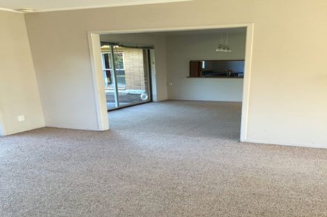 Photo of property in 14 Imogene Way, Half Moon Bay, Auckland, 2012