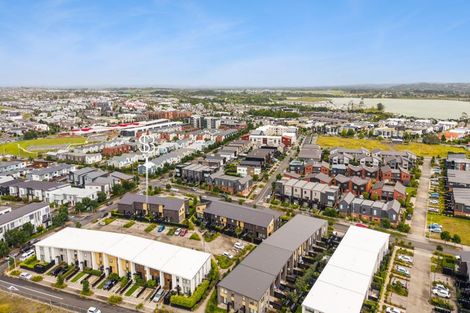 Photo of property in 74 Glidepath Road, Hobsonville, Auckland, 0616