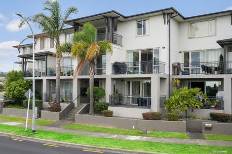 Photo of property in 1/47 Haven Drive, East Tamaki, Auckland, 2013
