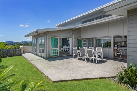 Photo of property in 14 Renner Place, Pyes Pa, Tauranga, 3112