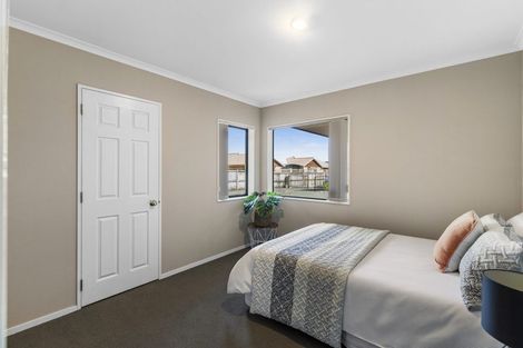 Photo of property in 14 Drumfearn Place, Rototuna, Hamilton, 3210