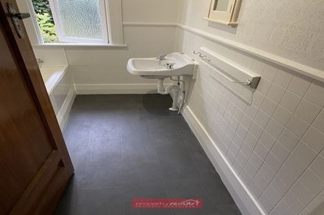 Photo of property in 5 Osborne Terrace, Mornington, Dunedin, 9011