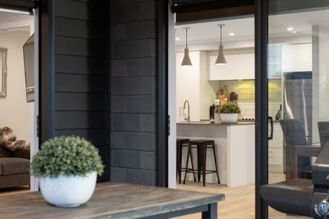 Photo of property in 2 Moira Close, Welcome Bay, Tauranga, 3175