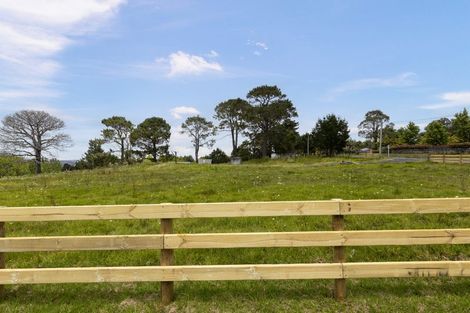 Photo of property in 683 Ridge Road, Riverhead, 0793