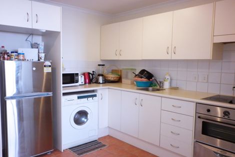 Photo of property in 13c/30 Westward Ho, Glen Eden, Auckland, 0602