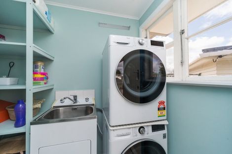 Photo of property in 11 Kingston Street, Awapuni, Palmerston North, 4412