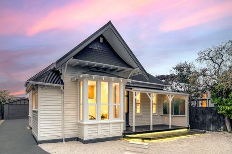 Photo of property in 10 Weston Road, St Albans, Christchurch, 8052