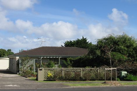 Photo of property in 1/71 Butley Drive, Farm Cove, Auckland, 2012