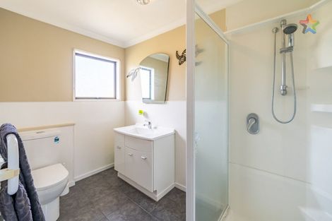 Photo of property in 21 Whitechapel Grove, Stokes Valley, Lower Hutt, 5019