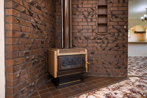 Photo of property in 32 Cedar Crescent, Feilding, 4702