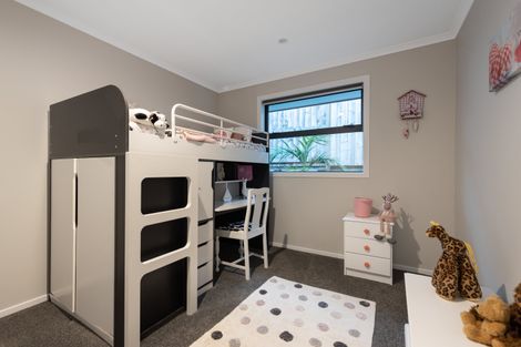 Photo of property in 2 Moira Close, Welcome Bay, Tauranga, 3175