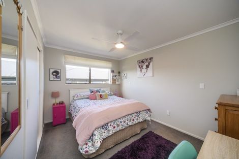 Photo of property in 9 Dunsinane Place, Marton, 4710