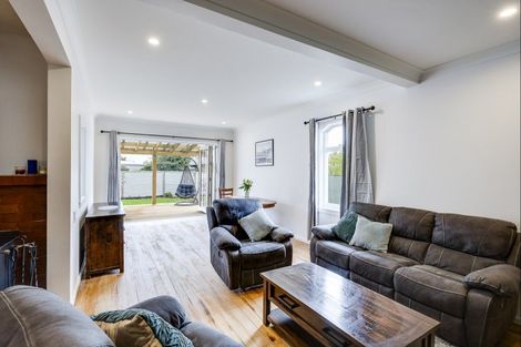 Photo of property in 911 Churchill Street, Akina, Hastings, 4122