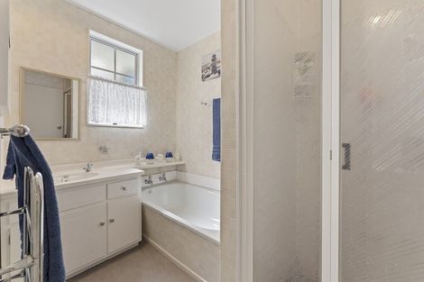 Photo of property in 15 Rennie Avenue, Milson, Palmerston North, 4414