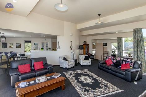 Photo of property in 28 Le Quesne Road, Bay View, Napier, 4104