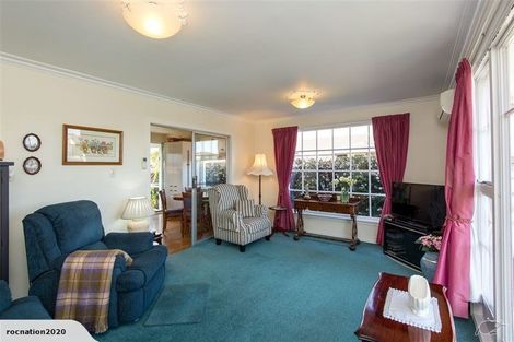 Photo of property in 2/202 Waimairi Road, Ilam, Christchurch, 8041