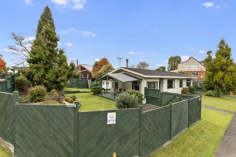 Photo of property in 1 Homestead Place, Glenview, Hamilton, 3206