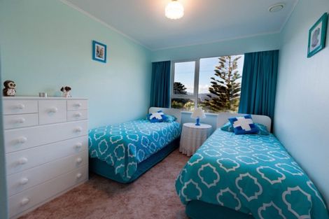 Photo of property in 4 Makora Grove, Paremata, Porirua, 5024
