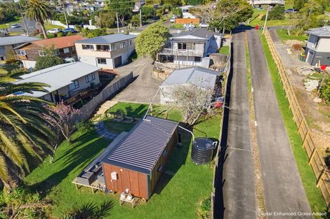 Photo of property in 29 Cedar Terrace, Stanmore Bay, Whangaparaoa, 0932