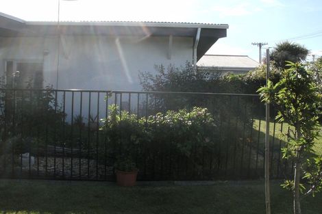 Photo of property in 16 Reeve Street, Foxton, 4814
