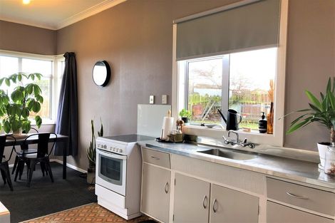 Photo of property in 1 Mcneil Street, Balclutha, 9230