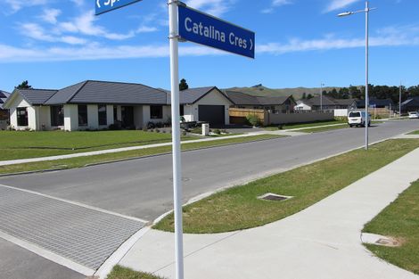 Photo of property in 17 Catalina Crescent, Forrest Hill, Auckland, 0620