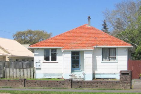 Photo of property in 35 Cureton Street, Morrinsville, 3300