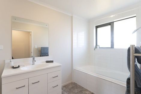 Photo of property in 2/159 Edgeware Road, Edgeware, Christchurch, 8013