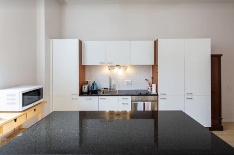 Photo of property in 4/6 Victoria Street, Ebdentown, Upper Hutt, 5018