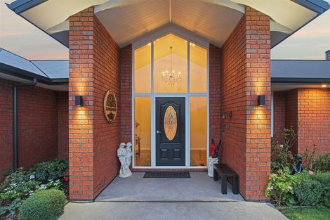 Photo of property in 11 Church View Road, Waiau Pa, Pukekohe, 2679