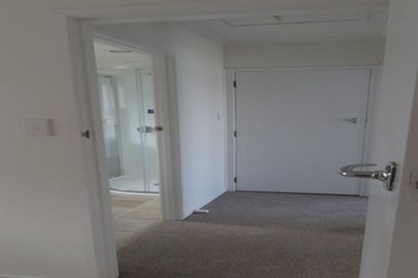 Photo of property in 2/1 Evelyn Place, Hillcrest, Auckland, 0627