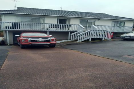 Photo of property in 10 Sabana Place, Unsworth Heights, Auckland, 0632