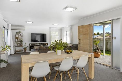 Photo of property in 17 Windsor Street, Richmond Heights, Taupo, 3330