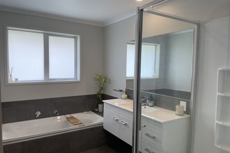 Photo of property in 12 Farrier Street, Papamoa, 3118