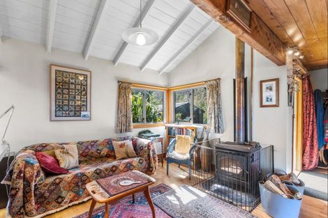 Photo of property in 196a Okains Bay Road, Robinsons Bay, Akaroa, 7581