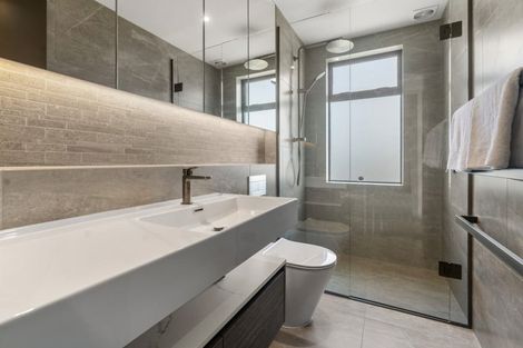 Photo of property in 32 Dudley Road, Inglewood, 4386