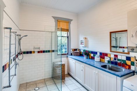 Photo of property in 210 Davis Street, Saint Leonards, Hastings, 4120