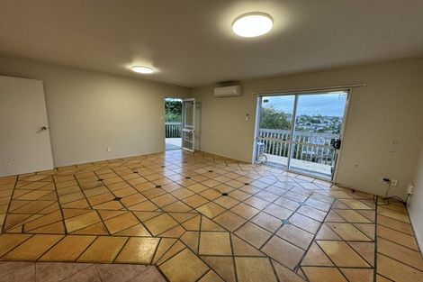 Photo of property in 26 Weldene Avenue, Glenfield, Auckland, 0629