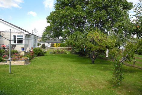 Photo of property in 17 Rugby Street, Waimate, 7924
