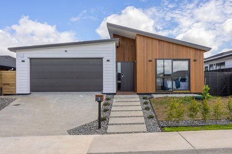 Photo of property in 3 Croatia Avenue, Kumeu, 0810