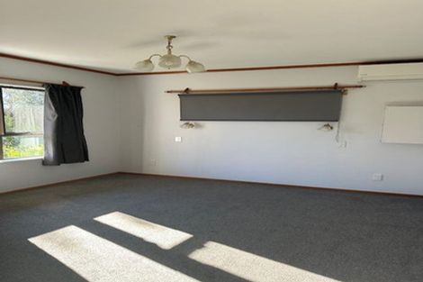 Photo of property in 69 Te Moana Road, Waikanae Beach, Waikanae, 5036