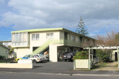 Photo of property in 1 Somerset Street, Frankton, Hamilton, 3204