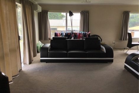 Photo of property in 20 Dingadee Street, Welcome Bay, Tauranga, 3112