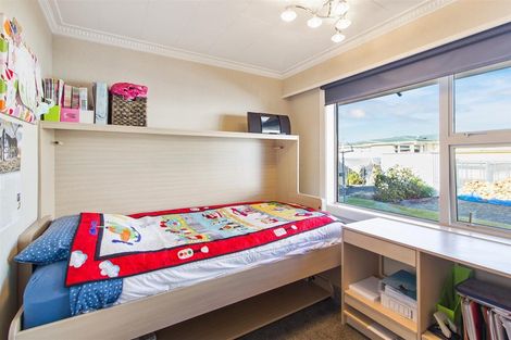 Photo of property in 24 Rugby Street, Waimate, 7924