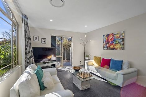 Photo of property in 1 Ballybrack Place, Casebrook, Christchurch, 8051