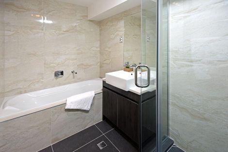 Photo of property in 11 Waru Lane, Te Atatu Peninsula, Auckland, 0610