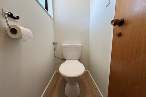 Photo of property in 2/260 Lincoln Road, Addington, Christchurch, 8024